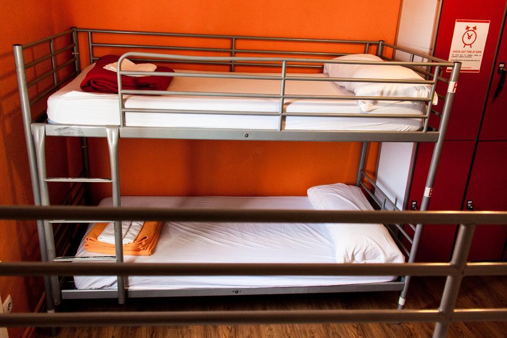 Feetup Home Backpackers บาเลนเซีย ห้อง รูปภาพ